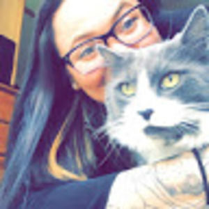 Meet your Posher, Lena